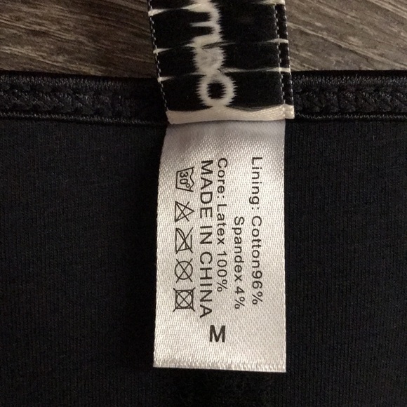 Waist Trainer Corset Size Medium - Picture 5 of 6